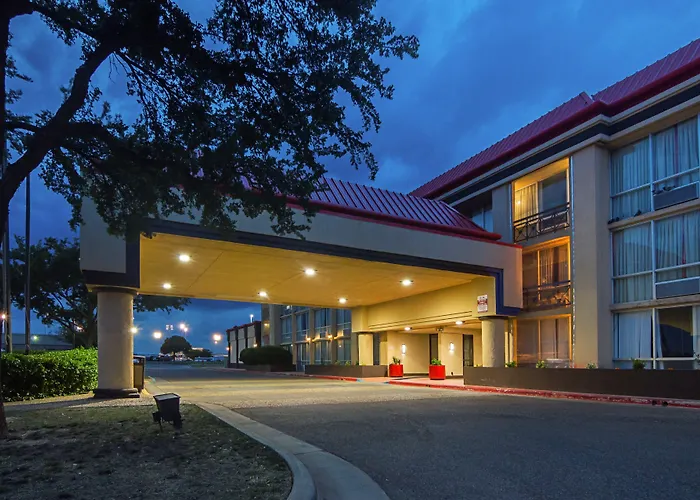 Romantic hotels Red Roof Inn Lubbock